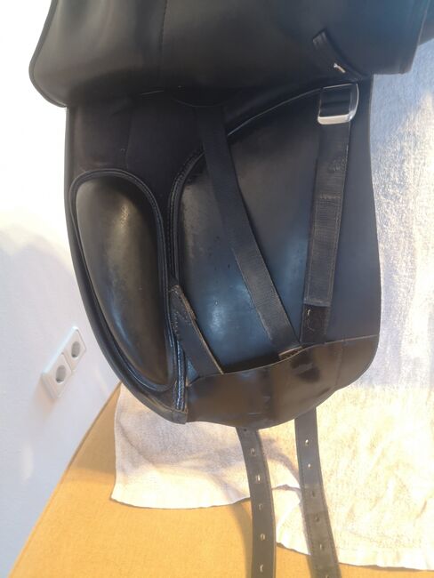 Super bequemer Bates Dressursattel by Isabella Werth, Bates Australia  Isabell , Sabrina schneider , Dressage Saddle, München, Image 13