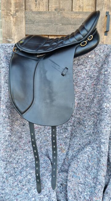 Zwart Massimo Trail zadel met franse kussens, Massimo Trail, Sare, Dressage Saddle, Peer, Image 2