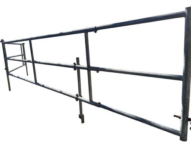 Schwenkbare und ausziehbare Tore, Glam Bridle, Tack Room & Stable Supplies, Gottshaus 