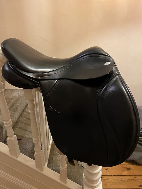 T8 black thorowgood saddle 17.5 inch, Thorowgood  T8 con leather thorowgood black saddle, Ellie Frow, Vielseitigkeitssattel (VS), Barnsley , Abbildung 5