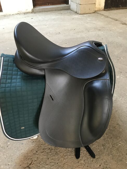 Tekna Close Contact Smooth Dressursattel S Line, Tekna  Tekna Close Contact Smooth Dressursattel S Line, Christina Wölfle, Dressage Saddle, Babenhausen 