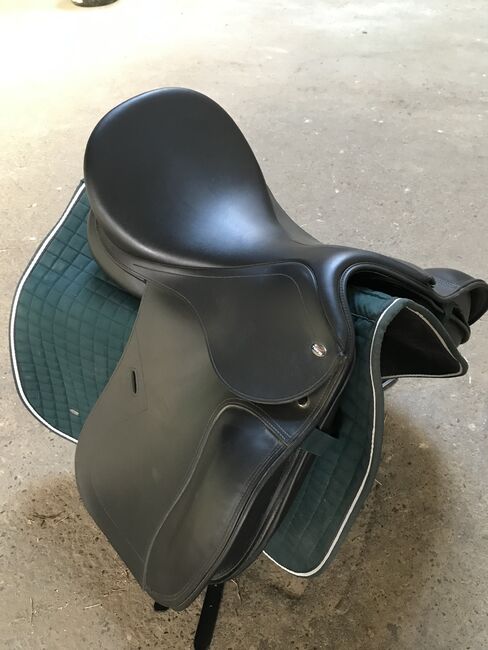 Tekna Close Contact Smooth Dressursattel S Line, Tekna  Tekna Close Contact Smooth Dressursattel S Line, Christina Wölfle, Dressage Saddle, Babenhausen , Image 4