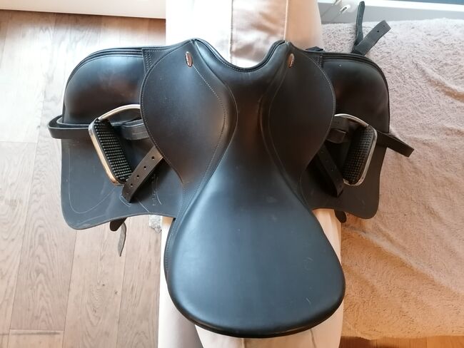 Tekna Dressursattel, Tekna , Hannah , Dressage Saddle, Graz,08.Bez.:Sankt Peter, Image 3