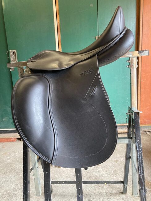 Tekna Sattel DR 18“ Dressursattel, Tekna, Y. M., Dressursattel, Hottenbach