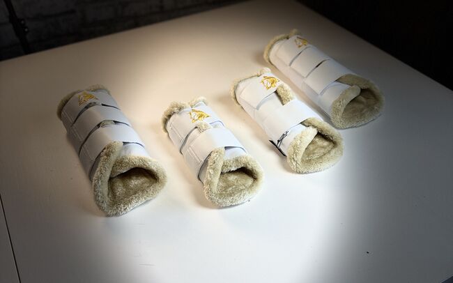 Tendon boots Premium - The perfect grift, Trotando Juntos  Protection set tendon boots, Maite (Productos Ecuestres Trotando Juntos S.L), Tendon Boots, Palau solita y plegamans