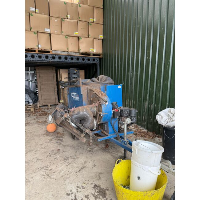 Terra Vac Suction Cleaner for Paddock, Terra Vac, Family Tree Farms, Heu & Stroh, Perth, Abbildung 3