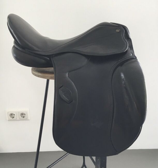 Testa Snug SW Lux, Testa Snug SW Lux, Nina , Dressage Saddle, Schloß Holte-Stukenbrock 