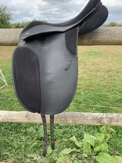 Thorowgood dressage saddle, Thorowgood Thorowgood T4 , Alison , Other Saddle, Hailsham , Image 6