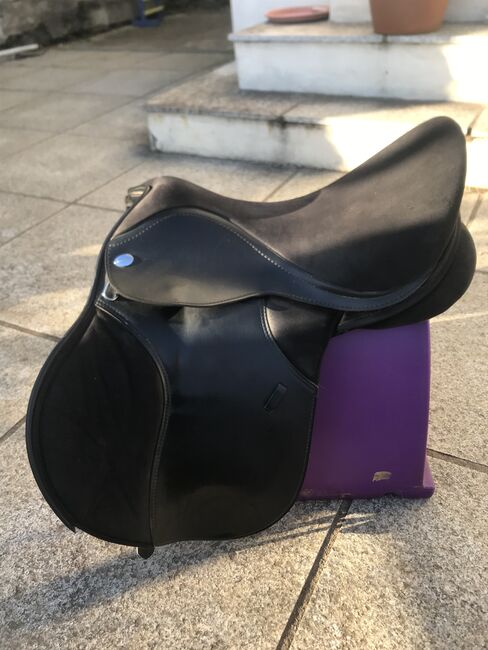 Thorowgood T4 Cob 17”, Thorowgood  T4 Cob, Sara Pike, All Purpose Saddle, Milton Combe