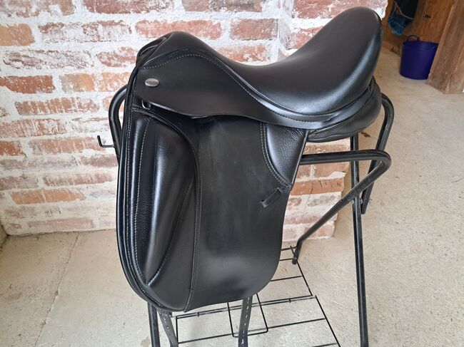 throwgood dressursattel 17/17.5 zoll, throwgood Dressursattel, Annika , Dressage Saddle, St.veit/gölsen, Image 10