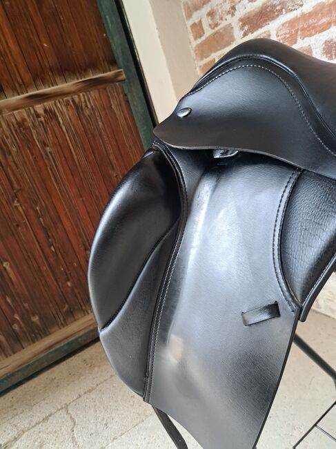 throwgood dressursattel 17/17.5 zoll, throwgood Dressursattel, Annika , Dressage Saddle, St.veit/gölsen, Image 8