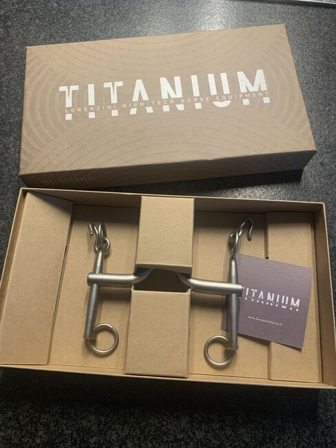 Titanium Gebiss / Kandare von Lorenzini, Lorenzini Titanium Kandare/ Stange, Bernadette Bauer, Trensen, Rodgau, Abbildung 2