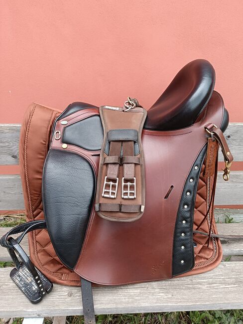 Tomax Sattel, Tomax Spanischer Dressursattel , Sylvia Fritzsche , Dressage Saddle, Dresden - Briesnitz, Image 4