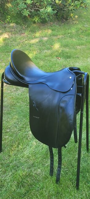 ***TOP*** Passier Corona Dressursattel 17,5 Zoll/ 32 KW (28,5), Passier Corona, Line Backsen, Dressage Saddle, Hamburg, Image 2