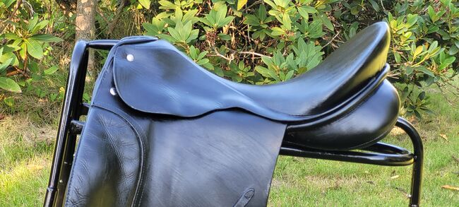 ***TOP*** Passier Corona Dressursattel 17,5 Zoll/ 32 KW (28,5), Passier Corona, Line Backsen, Dressage Saddle, Hamburg, Image 18
