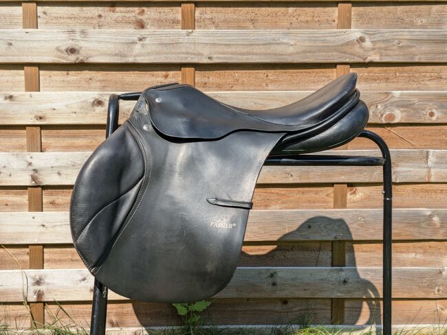 ***TOP*** Passier Springsattel 17,5" Zoll schwarz Markus Ehning Vorgängermodell, Passier Pegasus, Line Backsen, Jumping Saddle, Hamburg, Image 3