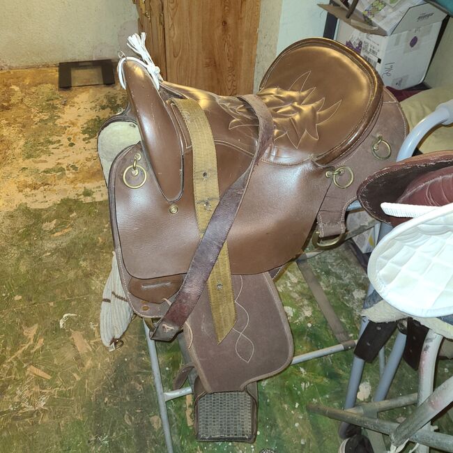 Trail saddle, Samantha , Western Saddle, Floresville, Image 5