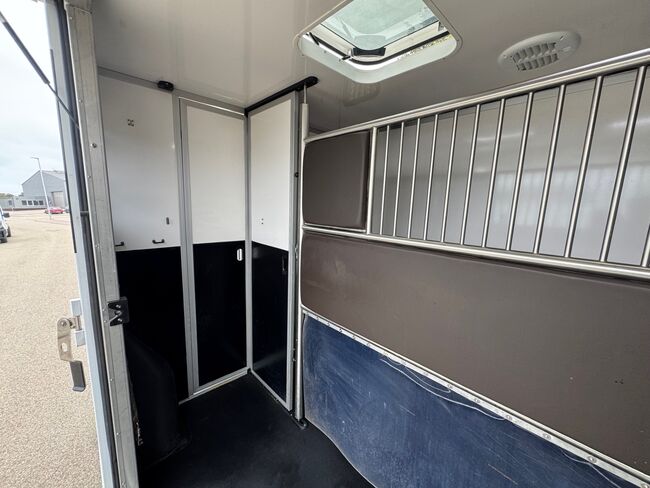 Pferdetransporter Viehtransporter Tiertransporter Hengst Automatik 180PS Renault Selbstfahrer 3.5t, Renault Master Sodiak, Gerhard Strobel (Dickenherr Trucks und Trailers), Przyczepa konna, Baden-Württemberg - Unterschneidheim, Image 16