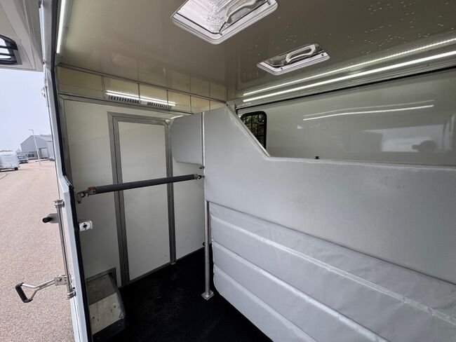 Pferdetransporter 2 Seitenrampen Nur 20500KM Viehtransporter Tiertransporter, Dickenherr Dickenherr 2 Ride , Gerhard Strobel (Dickenherr Trucks und Trailers), Przyczepa konna, Baden-Württemberg - Unterschneidheim, Image 15