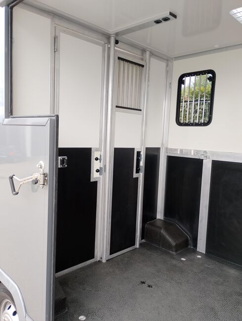 Pferdetransporter DT Citroen Jumper Hengstausstattung 165PS Klima Viehtransporter, Dickenherr Dickenherr 2 Ride , Gerhard Strobel (Dickenherr Trucks und Trailers), Przyczepa konna, Baden-Württemberg - Unterschneidheim, Image 20