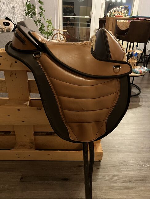 Baumloser Sattel ähnlich Barefoot Cheyenne ca 18“, Tanja Hochhaus , Treeless Saddle, Schwarzenberg