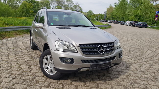 Zugfahrzeug MB ML 350 Benzin, scheckheftgepflegt, Allrad, AHK 3,5 to, Mercedes Benz W164 ML 350 Benzin, 93 TKm, Allrad, AHK 3,5to , Michael Herbst , Travel Equipment, Ludwigshafen, Image 3