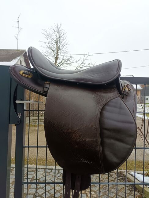 Trekking Sattel mit schönem Herz auf Sitzfläche, Anna-Sophie, Dressage Saddle, Hohenzell, Image 17