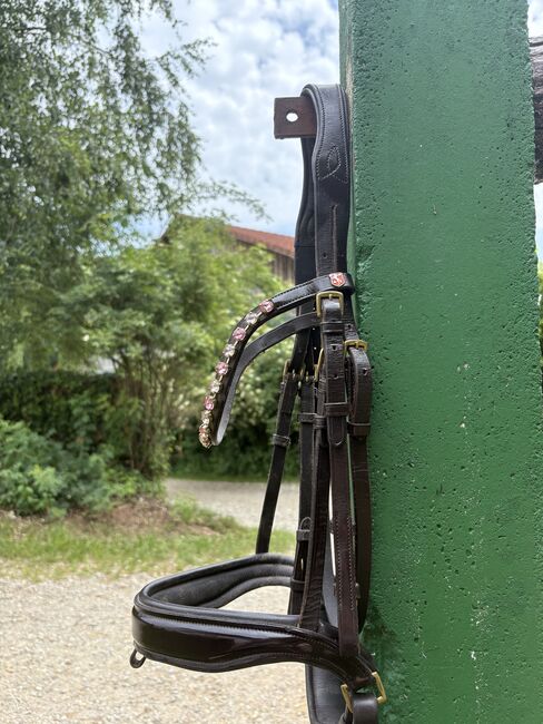 Trense Horsecode braun mit Lack, COB/ Vollblut, Stirnriemen Rosa, Horsecode, Lara , Trensen, Zolling, Abbildung 2