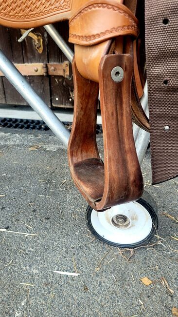 Triple W Westernsattel, Reiningsattel, Triple W 301, Butterfly, Basketpunzierung, Luisa, Western Saddle, Dresden, Image 2
