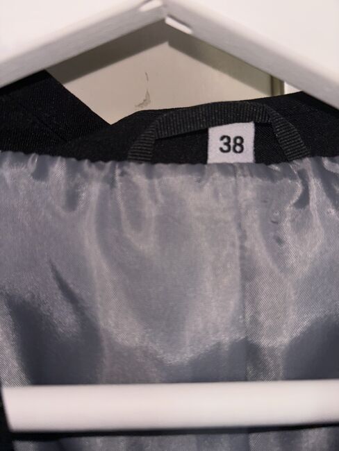 Turnierjacket von Loesdau, Loesdau, Nina , Turnierbekleidung, Pforzheim, Abbildung 4
