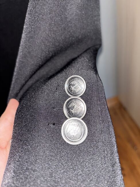 Turnierjacket von Loesdau, Loesdau, Nina , Turnierbekleidung, Pforzheim, Abbildung 5