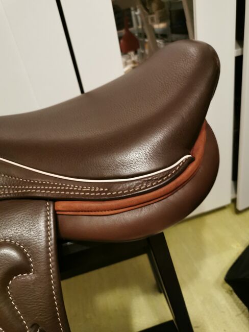 UCHA Springsattel * 17.5 Zoll * NEUwertig * Braun * NP 3390€, UCHA, Selina M. , Springsattel, Rödermark, Abbildung 8