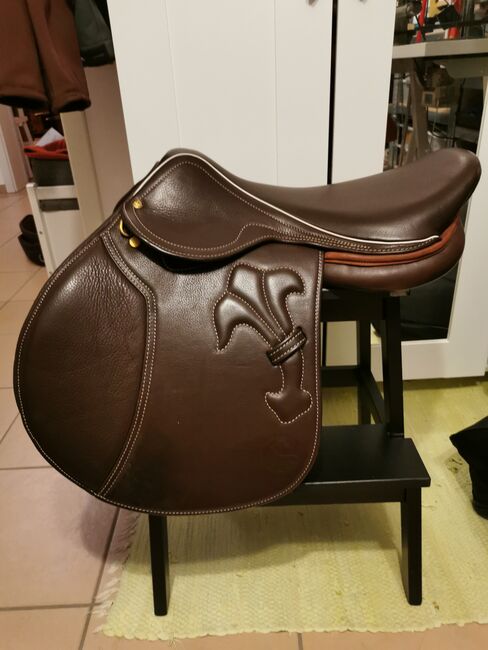 UCHA Springsattel * 17.5 Zoll * NEUwertig * Braun * NP 3390€, UCHA, Selina M. , Jumping Saddle, Rödermark