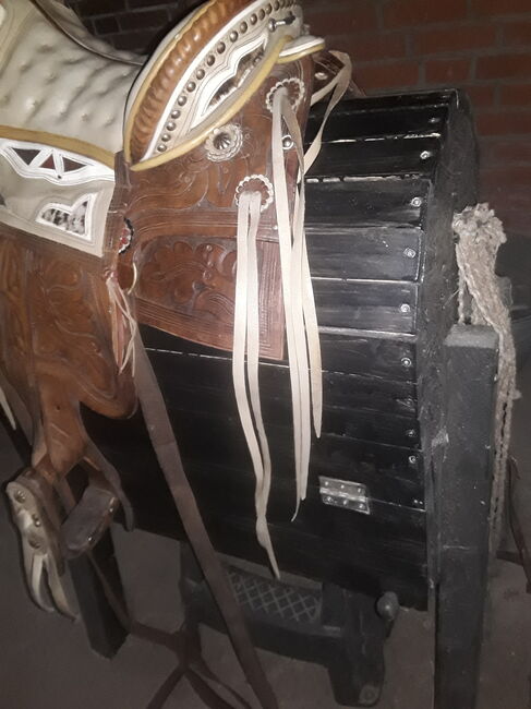 Aussergewöhnlicher seltener Westernsattel, Antik,Deko,aufarbeiten!?, XYZ, Western Saddle, Groß Wittensee, Image 8