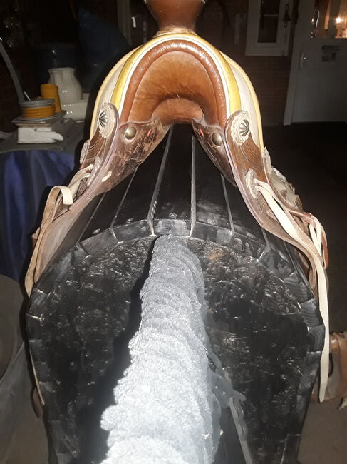 Aussergewöhnlicher seltener Westernsattel, Antik,Deko,aufarbeiten!?, XYZ, Western Saddle, Groß Wittensee, Image 3