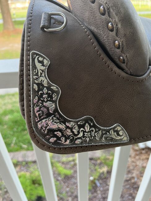 Unique saddle, Nicole , Other Saddle, Chesapeake , Image 5