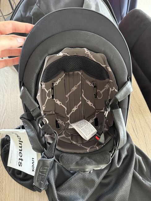 Uvex Suxxeed Starlight Blau, Uvex Suxxeed Starlight, Jana Peuyn, Riding Helmets, Nordhorn, Image 3