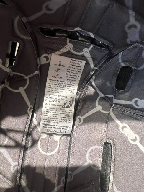 Wunderschöner UVEX Helm, blau, UVEX  Suxxed , Jenny , Riding Helmets, Aachen