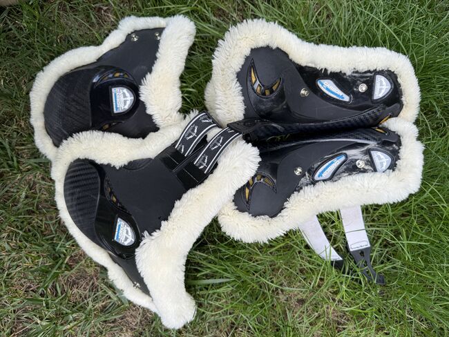 Veredus Gamaschen Carbon Gel Vento – Save the Sheep Größe M, Veredus Carbon Gel Vento – Save the Sheep, Corinna , Gamaschen, Köln