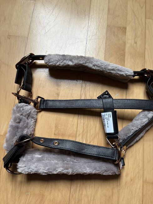Verkaufe Eskadron Halfter Leather Faux Fur Black Platinum, Gr. P2, Neu, Eskadron, Jasmin, Halfter, Otterfing, Abbildung 2