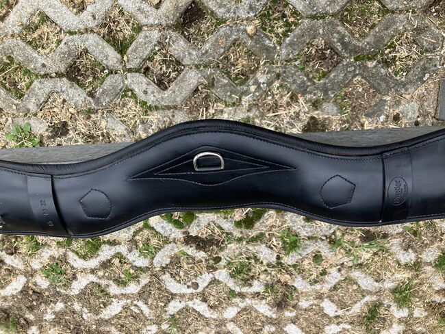 Verkaufe neuwertigen anatomischen Dressurgurt 65 cm, schwarz, Prestige, Elisabeth Wimmer, Sattelgurte, Salzburg, Abbildung 2
