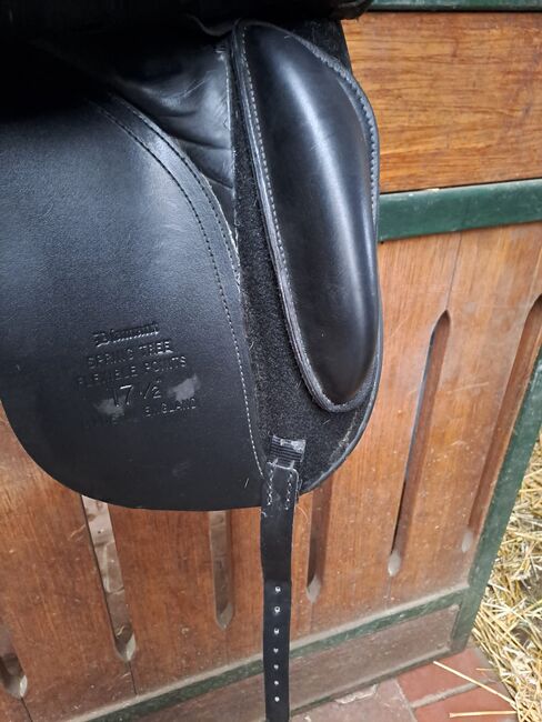 Verkaufe Dressursattel Euroriding "Diamant Move" 17,5 Zoll/34 Kammer, Euroriding Diamant, Pia Aufermann, Dressage Saddle, Datteln, Image 4