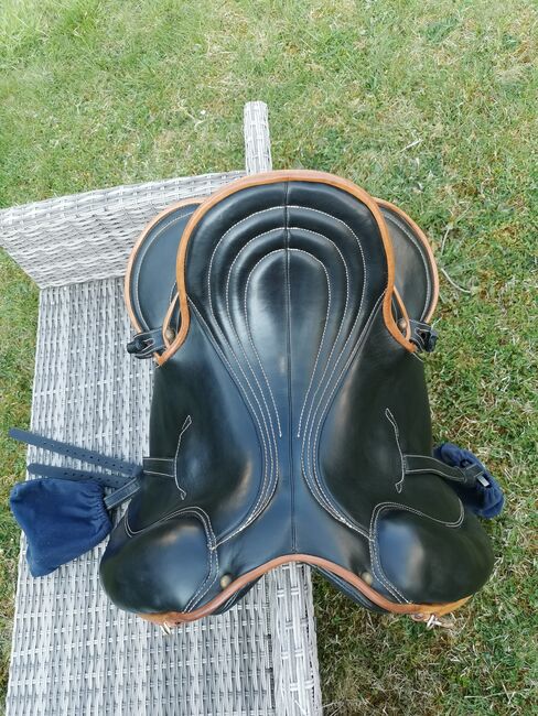 Verkaufe Signum Omega Lotus Sattel 17,5 Zoll, Signum  Lotus, Michelle, Dressage Saddle, Olching , Image 6