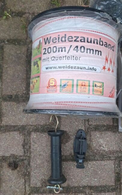 Verschiedene Zäune, Geräte etc, Patura, Mara, Weidezaungeräte, Marktrodach