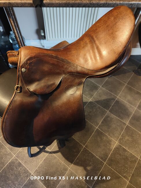 Vintage English Leather Hunting Saddle Cliff Barnsby – 16½–17” Seat Walsall Made, Cliff Barnsby, marc o'connor, Other Saddle, Plymouth