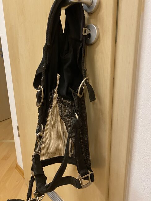Fliegenhalfter, Christine , Halters, Sinzing , Image 3