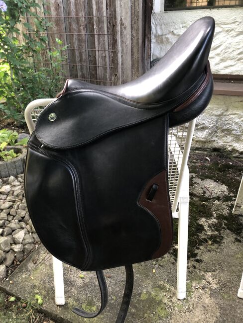 Butterfly Sattel Uta Gräf 18 Zoll, Butterfly Uta Gräf , Claudia Koch , Dressage Saddle, Tussenhausen , Image 2