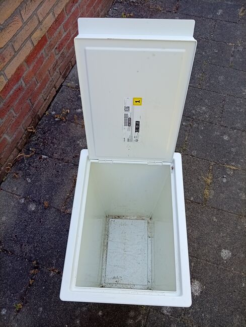 Futterboxen, Ikea Filur, TaBe, Buckets, Feeders & Waterers, Lehrte