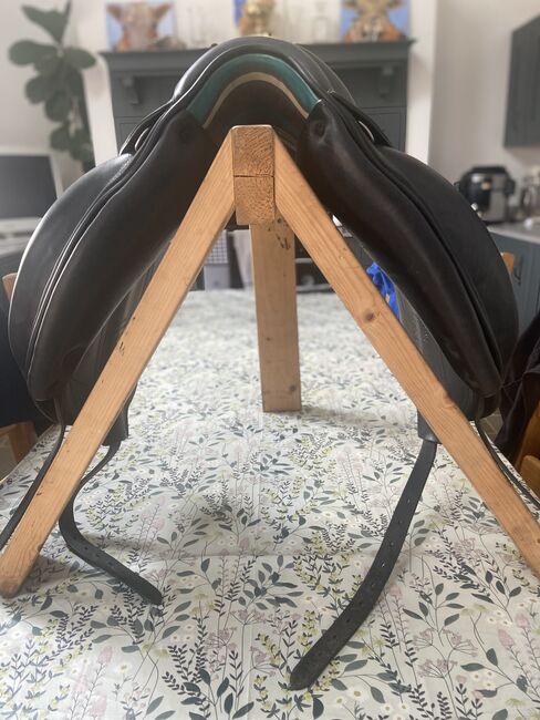 Voltaire dressage saddle, Voltaire  Adalaide, Sydney Bowles, Dressage Saddle, Northumberland , Image 3
