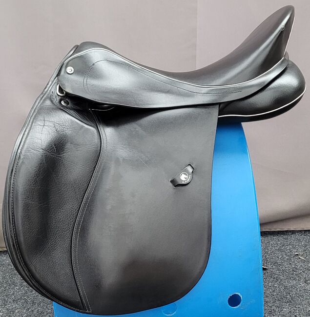 VS Sattel dt. saddlery, 18 Zoll, dt. saddlery  Vielseitigkeit Typ 1300, Alexandra Winter , All Purpose Saddle, Rodenbach 